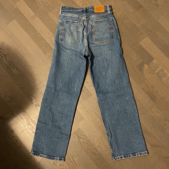 Levi’s Ribcage Straight denim - Picture 5 of 5